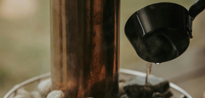 Recover-Taunton-Liquid-On-Stones